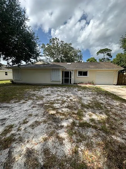 3 bed, 1550 sqft, $2,200 — Photo 1