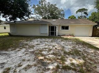 920 25th St SW, Vero Beach, FL 32962