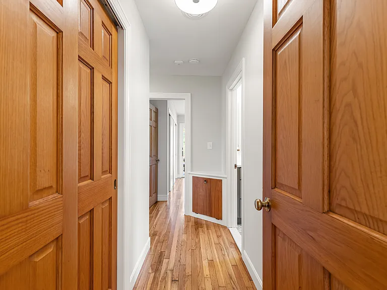 355 Pearse Rd — Photo 29
