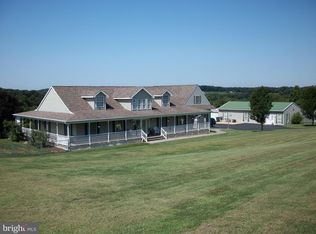 408 Newcomer Rd, Windsor, PA 17366