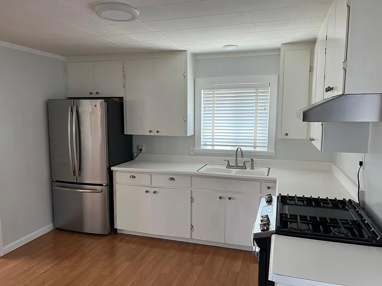 905 Pine St — Photo 7