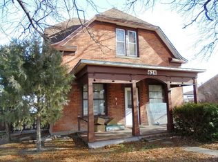 624 Arapahoe St, Benkelman, NE 69021