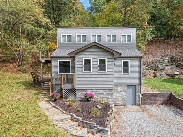 1870 Hillsdale Ave, Ambridge, PA 15003