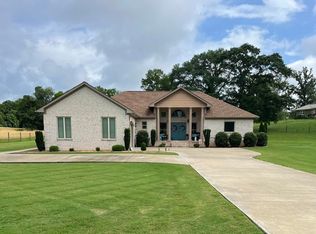 407 Barbee Ln, Scottsboro, AL 35769