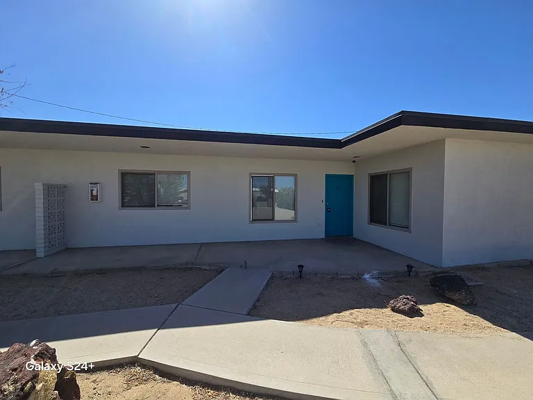 73636 Cactus Dr — Photo 2