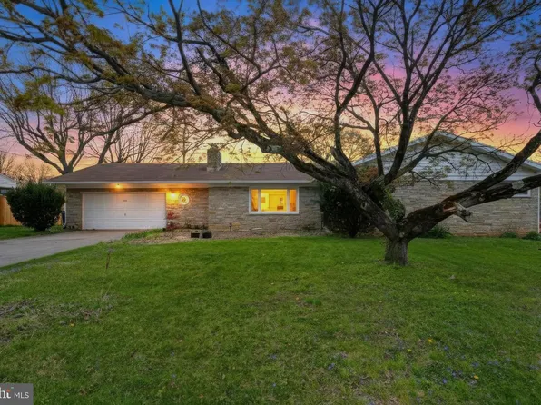 715 Franklin Ave, Westminster, MD 21157