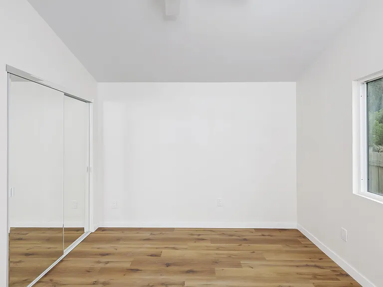 5311 Hewlett Dr — Photo 20