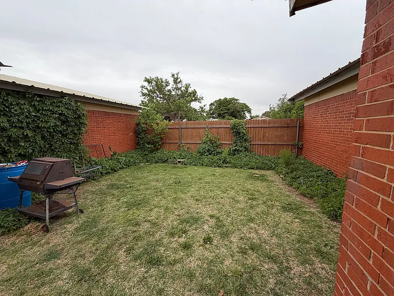 451035 — Photo 12