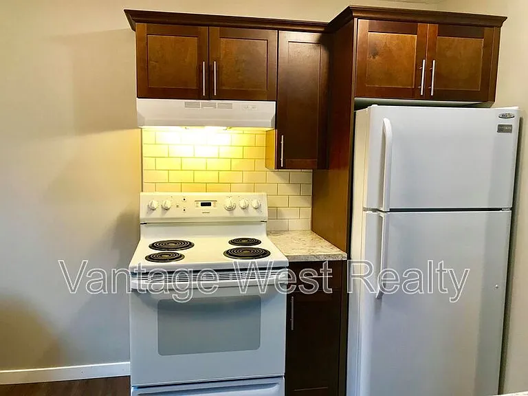 235 Husch Rd #103 — Photo 4