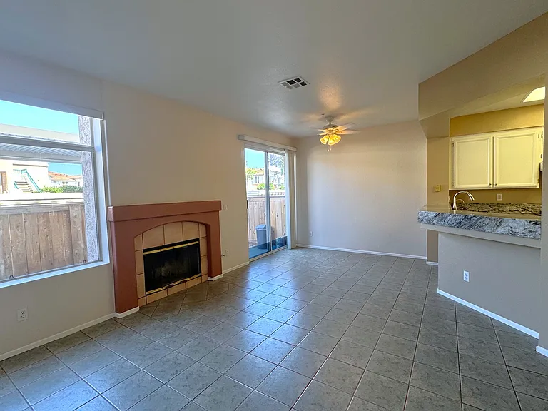 11380 Via Rancho San Diego #C — Photo 8