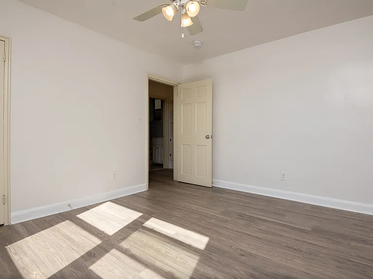 3937 S St SE #308 — Photo 10