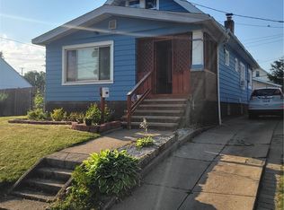 11516 Thrush Ave, Cleveland, OH 44111