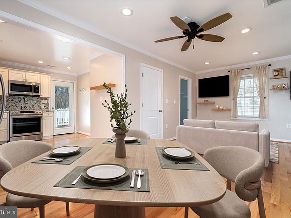 2nd image of 5646 Deale Churchton Rd