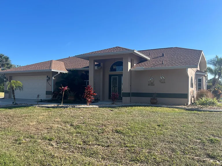 3645 Slayton Ave — Photo 2