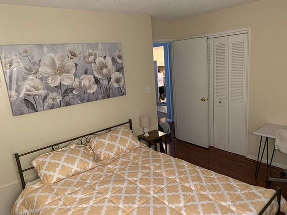 3rd image of 1440 N 1st Ave #1W