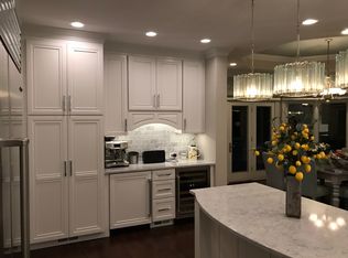 1900 Christendom Dr, Midlothian, VA 23113