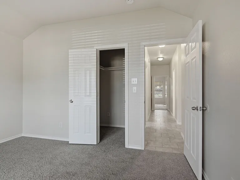 6317 Rockhaven Dr — Photo 21