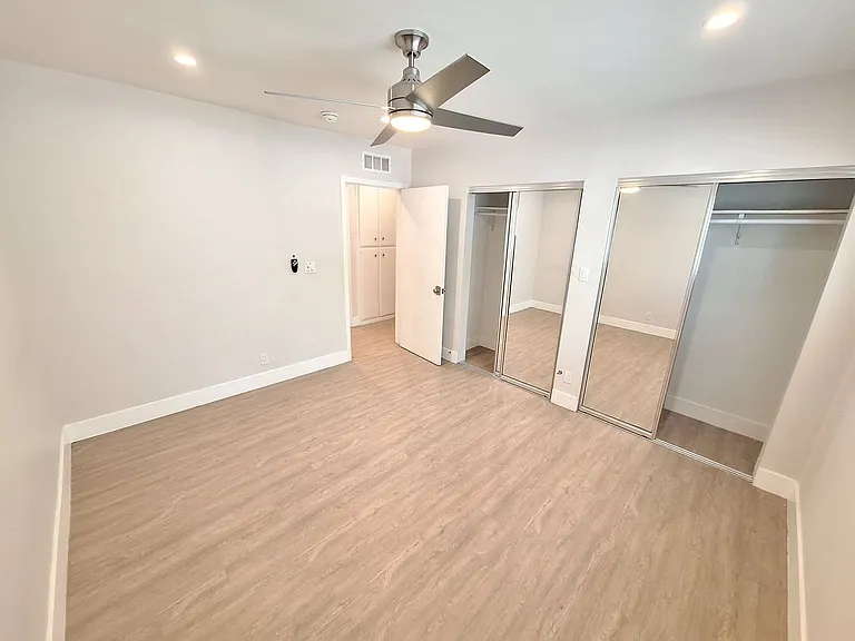 336 S Norton Ave #102 — Photo 4