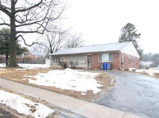 2 Edgemoor Rd, Cheltenham, PA 19012