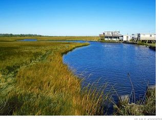 1179 W Mallard Dr, Manahawkin, NJ 08050
