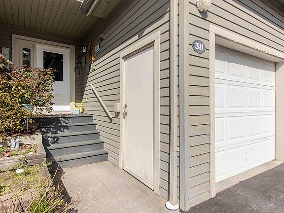 3rd image of 40200 Government Rd #38