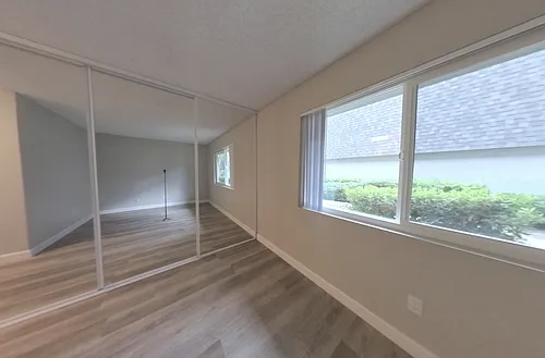Latitude Ii Photo 1