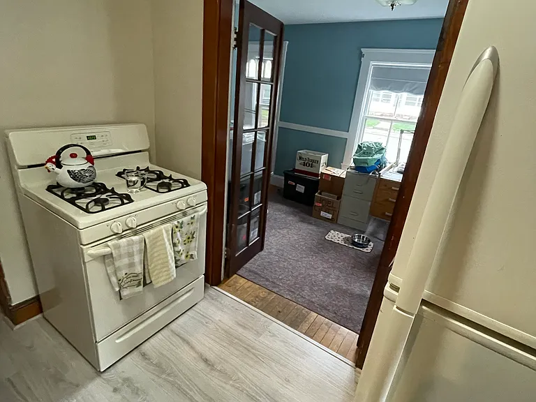 92 Marble St — Photo 11