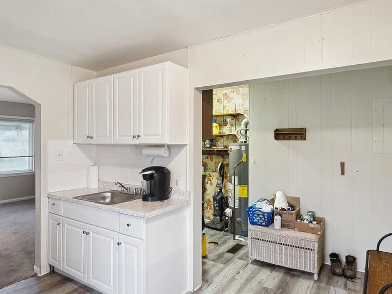 24933 Valley Ave — Photo 8