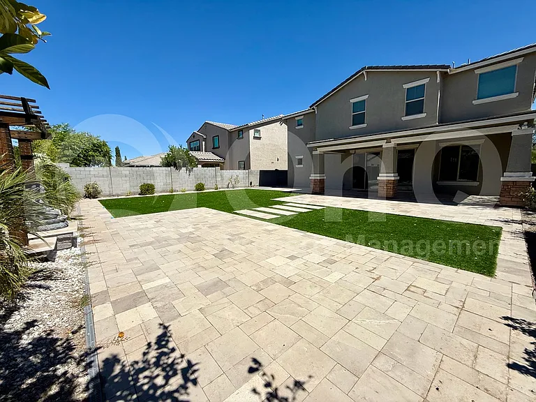 1312 E Gemini Pl — Photo 39