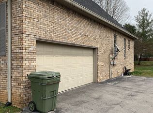 1111 Lea Cir, Lebanon, TN 37087