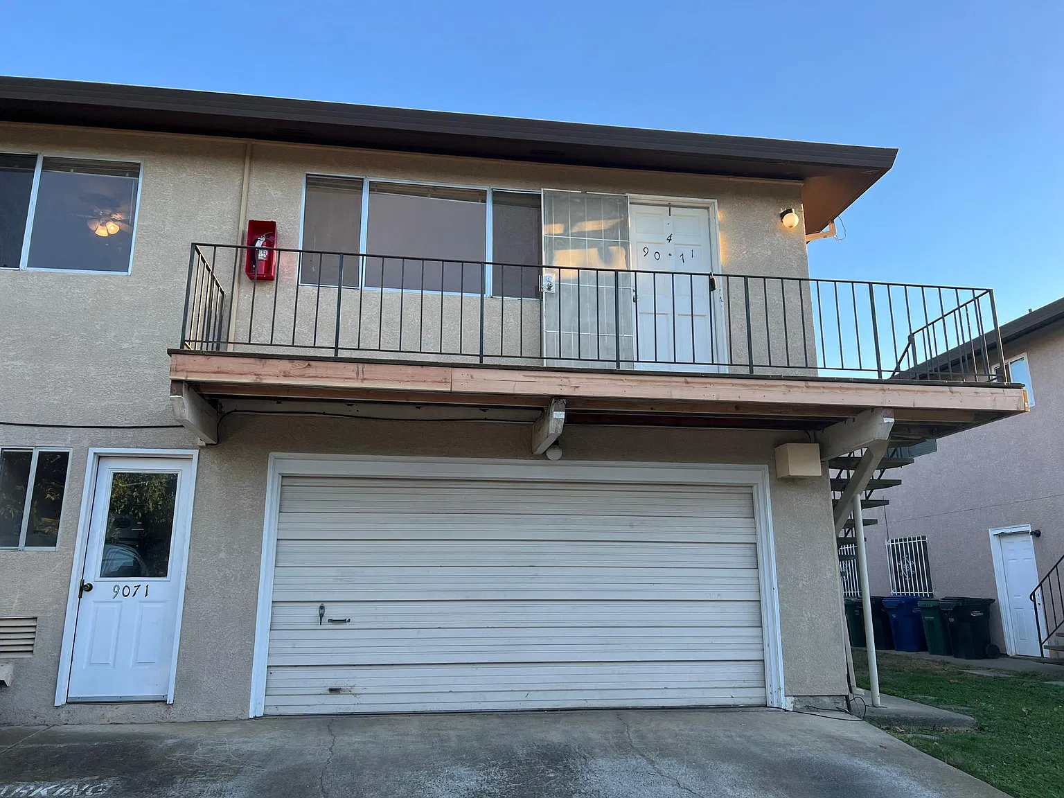 2 bed, 924 sqft, $1,550 — Photo 2