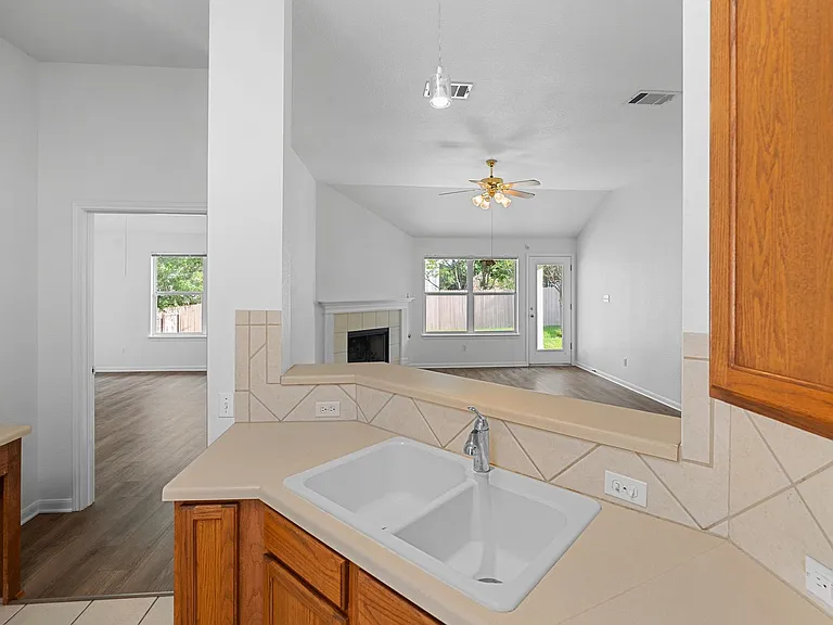 2305 Boulder Run — Photo 15