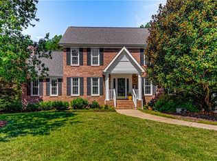 4127 Quarterstaff Dr, High Pt, NC 27265