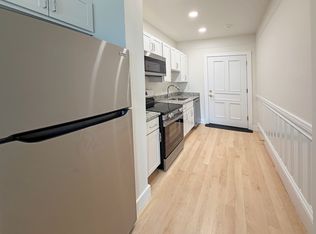 105 Paige St #410, Lowell, MA 01852