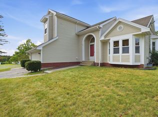 14 Highview Ter, Manchester, NH 03104