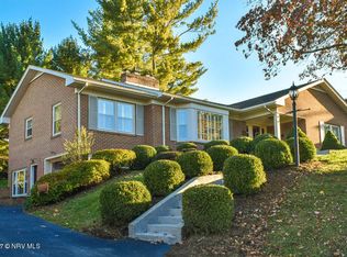 10 8th St, Radford, VA 24141