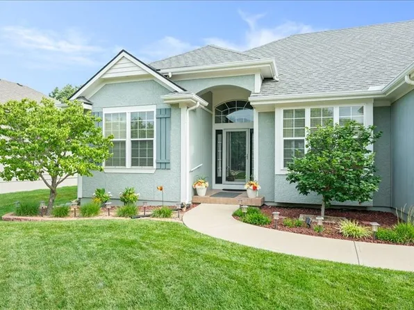 21936 W 175th Ter, Olathe, KS 66062