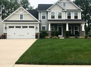 3081 Stonehurst Rd, Uniontown, OH 44685