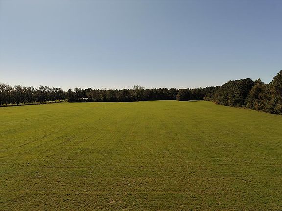 4th image of 1032 Attapulgus Whigham Rd