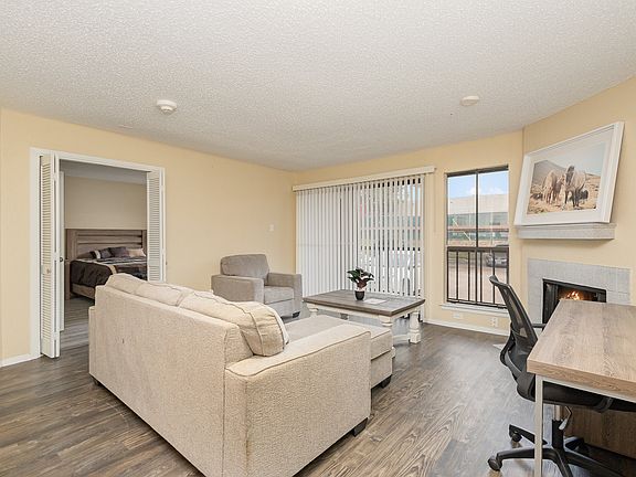 3rd image of 11450 Audelia Rd APT 101