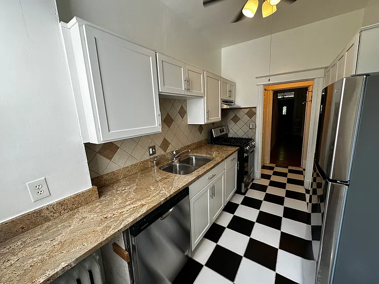 1223 F St NE — Photo 19