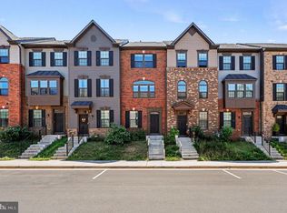 2616 Velocity Rd, Herndon, VA 20171