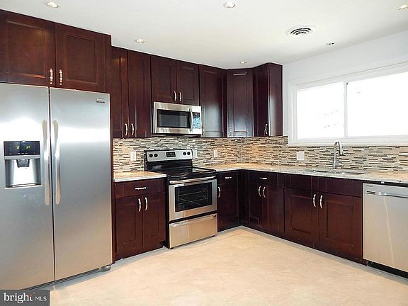 2nd image of 6608 Lansdale St