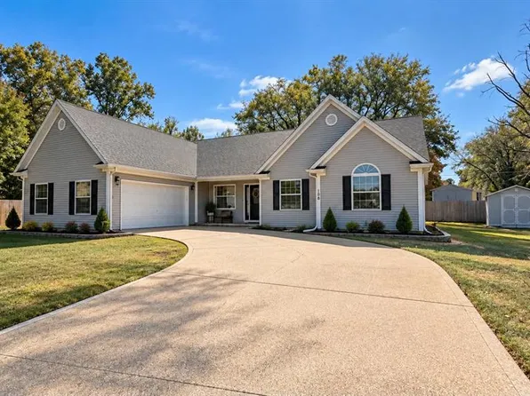 108 Bailey Renee Ct, Waynesville, MO 65583