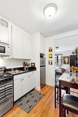 Sold by Compass | media 2