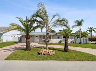 7801 NW 11th Ct, Pembroke Pines, FL 33024