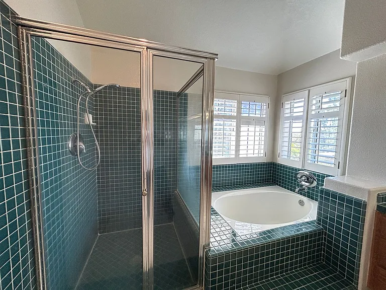 8132 E Hillsdale Dr — Photo 55