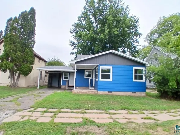 605 Commercial Ave, Pine City, MN 55072