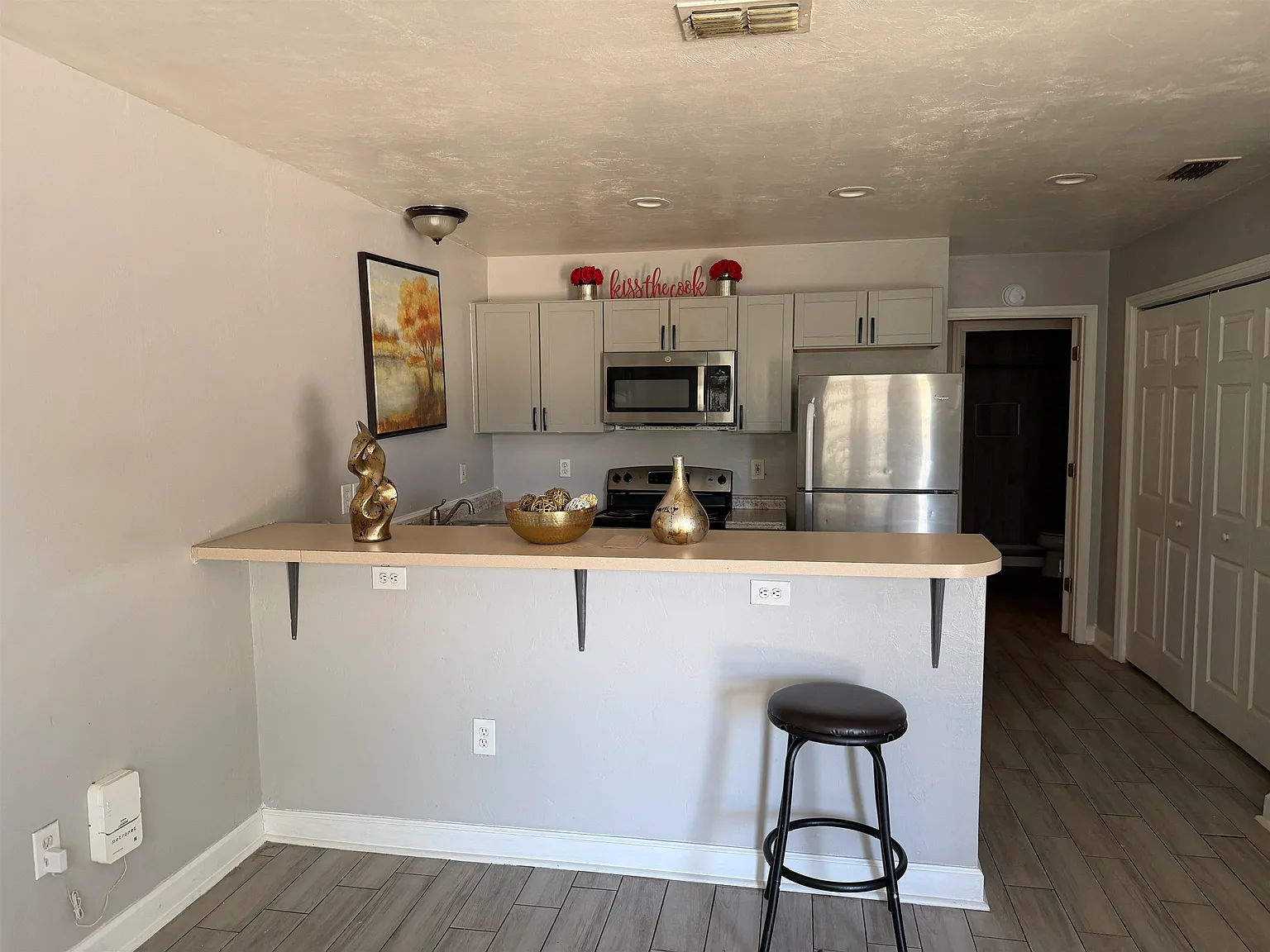 3 bed, 1150 sqft, $1,750 — Photo 3