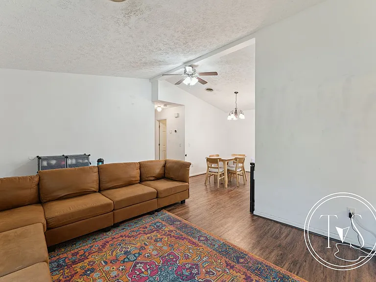 32 Gregory Ct — Photo 10